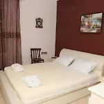Jatroi 게스트하우스 베라트