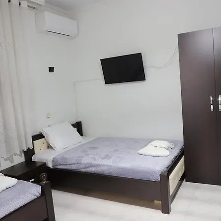 בית הארחה Jatroi בראט