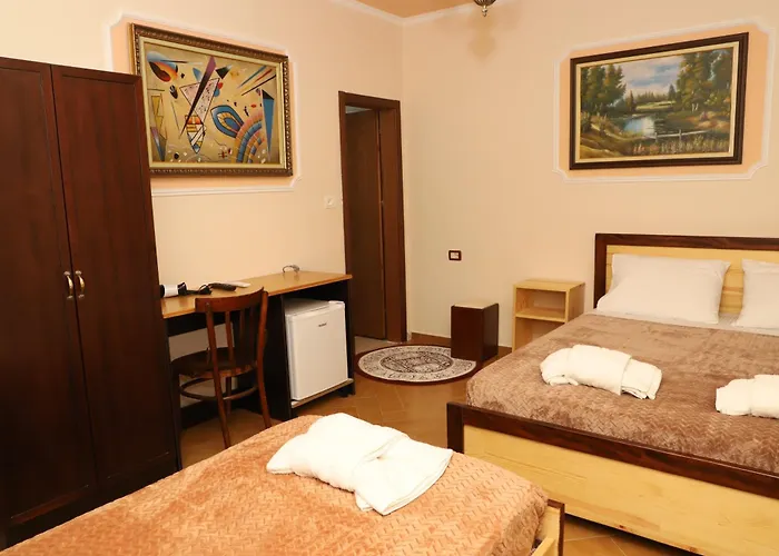 Jatroi Guest house 3*